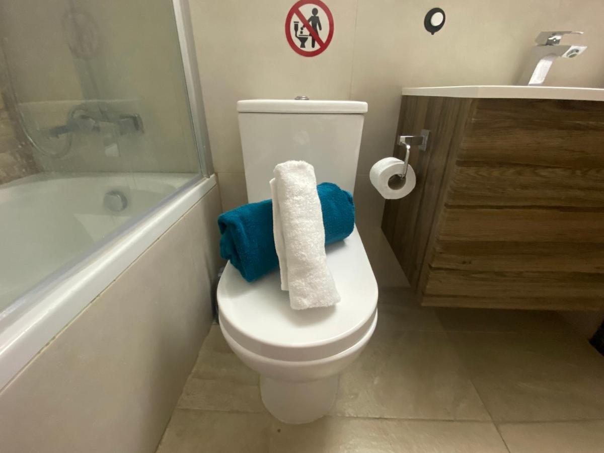 Philip Spacious Apartment 레메소스 외부 사진